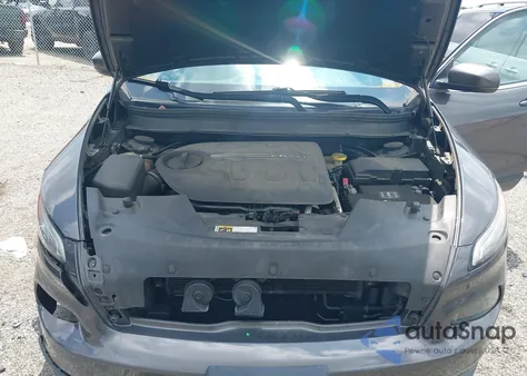 2016 Jeep Cherokee Limited z USA, uszkodzony, nr VIN 1C4PJMDS7GW131643